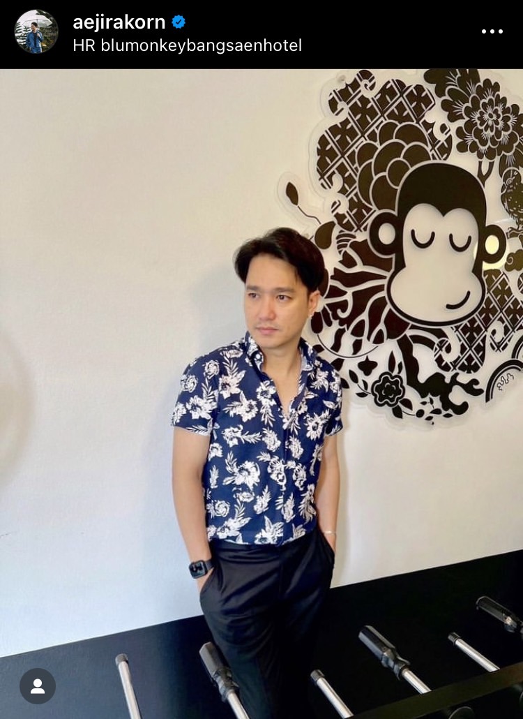 เอ๊ะ จิรากร พร้อมทนายขึ้นศาลในคดีทำร้ายร่างกาย แต่คู่กรณีไม่มา