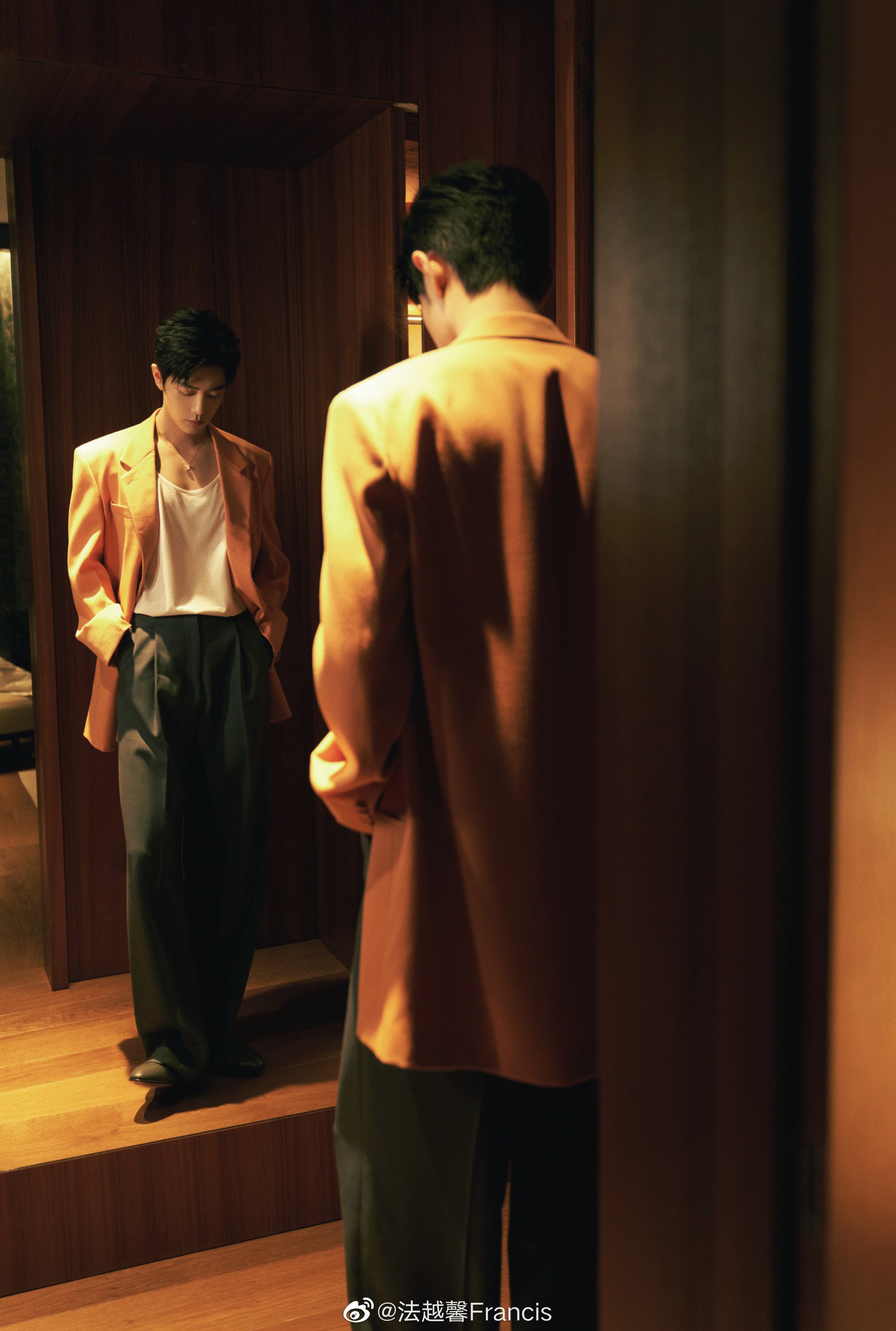 'เซียวจ้าน' 2 ลุค!! หล่อคูลดูคิวต์ใจเหลว บุก 2 แฟชั่นโชว์ในวันเดียวที่มิลาน 'เซียวจ้าน' 2 ลุค!! หล่อคูลดูคิวต์ใจเหลว บุก 2 แฟชั่นโชว์ในวันเดียวที่มิลาน