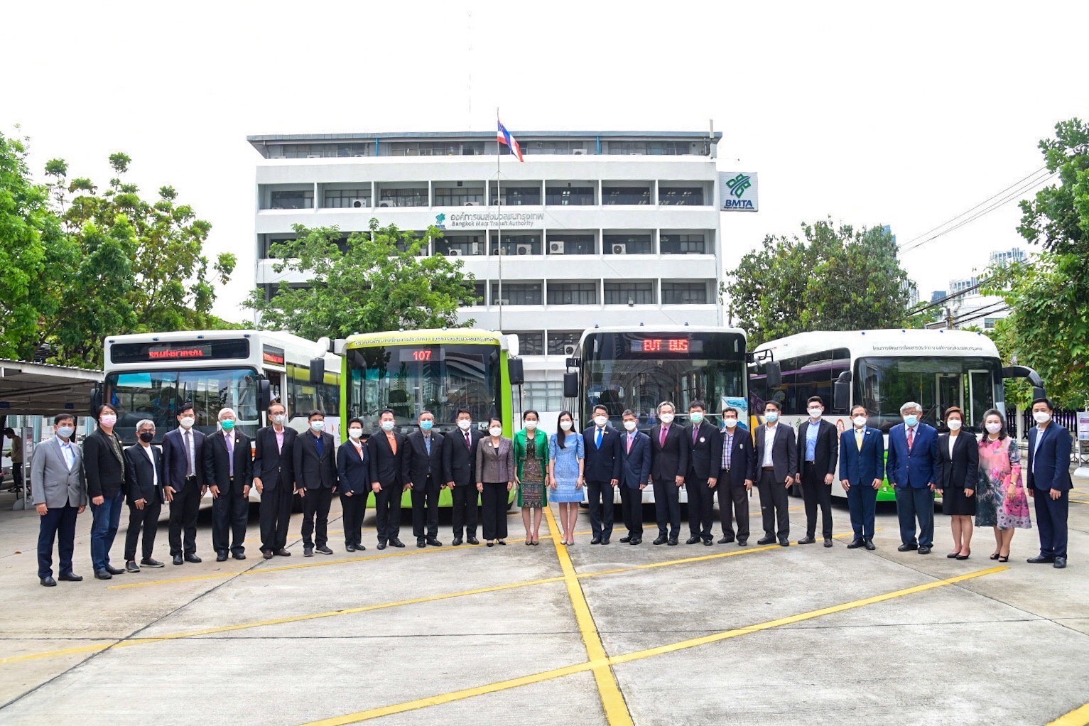 MEA ร่วมงาน สวทช. เปิดตัวและส่งมอบ E-bus โครงการการพัฒนารถโดยสารประจำทางใช้แล้ว ขสมก.