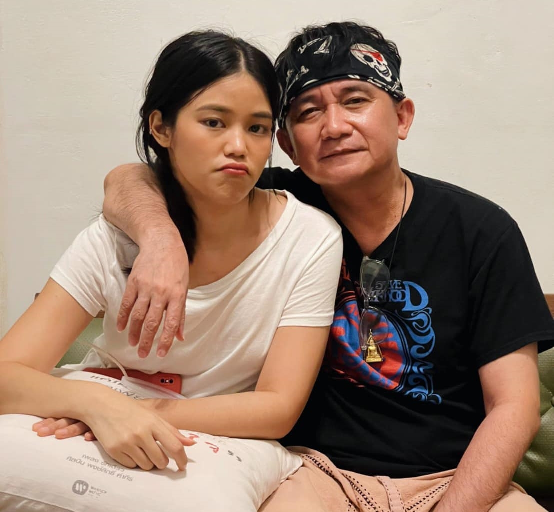 “เม เมรี” ลูกสาว “ปู พงษ์สิทธิ์” แฉถูกดาราส่งข้อความตามรังควาน