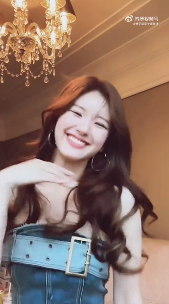 จึ้งอะไรเบอร์นี้!! นางเอกจีน ‘จ้าวลู่ซือ’ ปล่อยสเต็ปเพลง ‘มองนานๆ’ ทำหนุ่มๆ ตาค้าง จึ้งอะไรเบอร์นี้!! นางเอกจีน ‘จ้าวลู่ซือ’ ปล่อยสเต็ปเพลง ‘มองนานๆ’ ทำหนุ่มๆ ตาค้าง