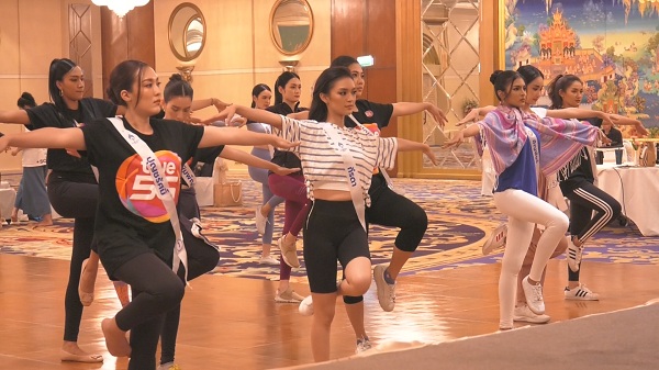 24 สาวงามผู้เข้าประกวดนางสาวไทย เตรียมพร้อมโชว์ GALA NIGHT  (มีคลิป)