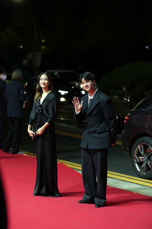 ‘แอฟ-แพนเค้ก-มาริโอ้-แต้ว’ ลัดฟ้าพา ‘มายาพิศวง’ ชิงชัยเทศกาลหนังปูซาน