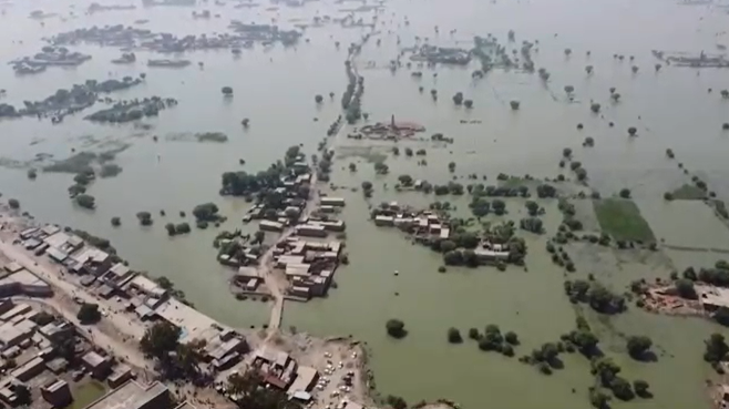 วิกฤต! น้ำท่วมปากีสถาน บ้านเสียหาย 1 ล้านหลัง ปชช.เดือดร้อนกว่า 33 ล้านคน