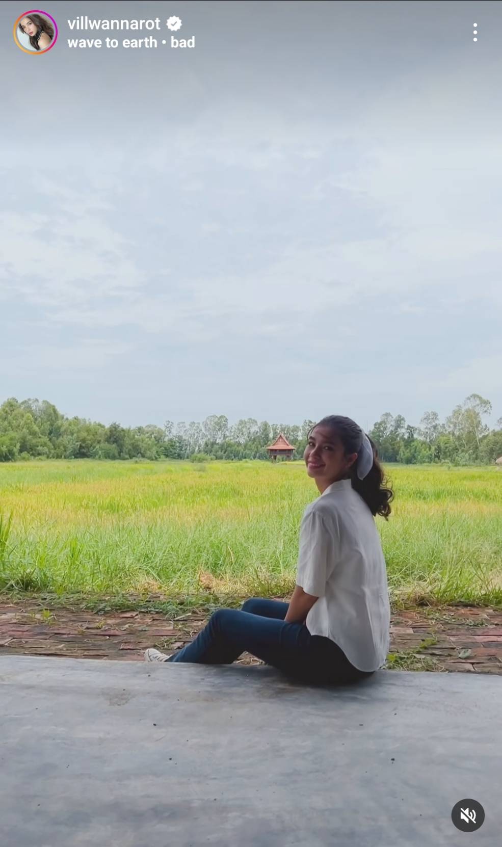 วิว - เจษ ถูกจับตาความสัมพันธ์ หลังชาวเน็ตแห่คอมเมนต์แคปชั่นล่าสุดของฝ่ายหญิง วิว - เจษ ถูกจับตาความสัมพันธ์ หลังชาวเน็ตแห่คอมเมนต์แคปชั่นล่าสุดของฝ่ายหญิง