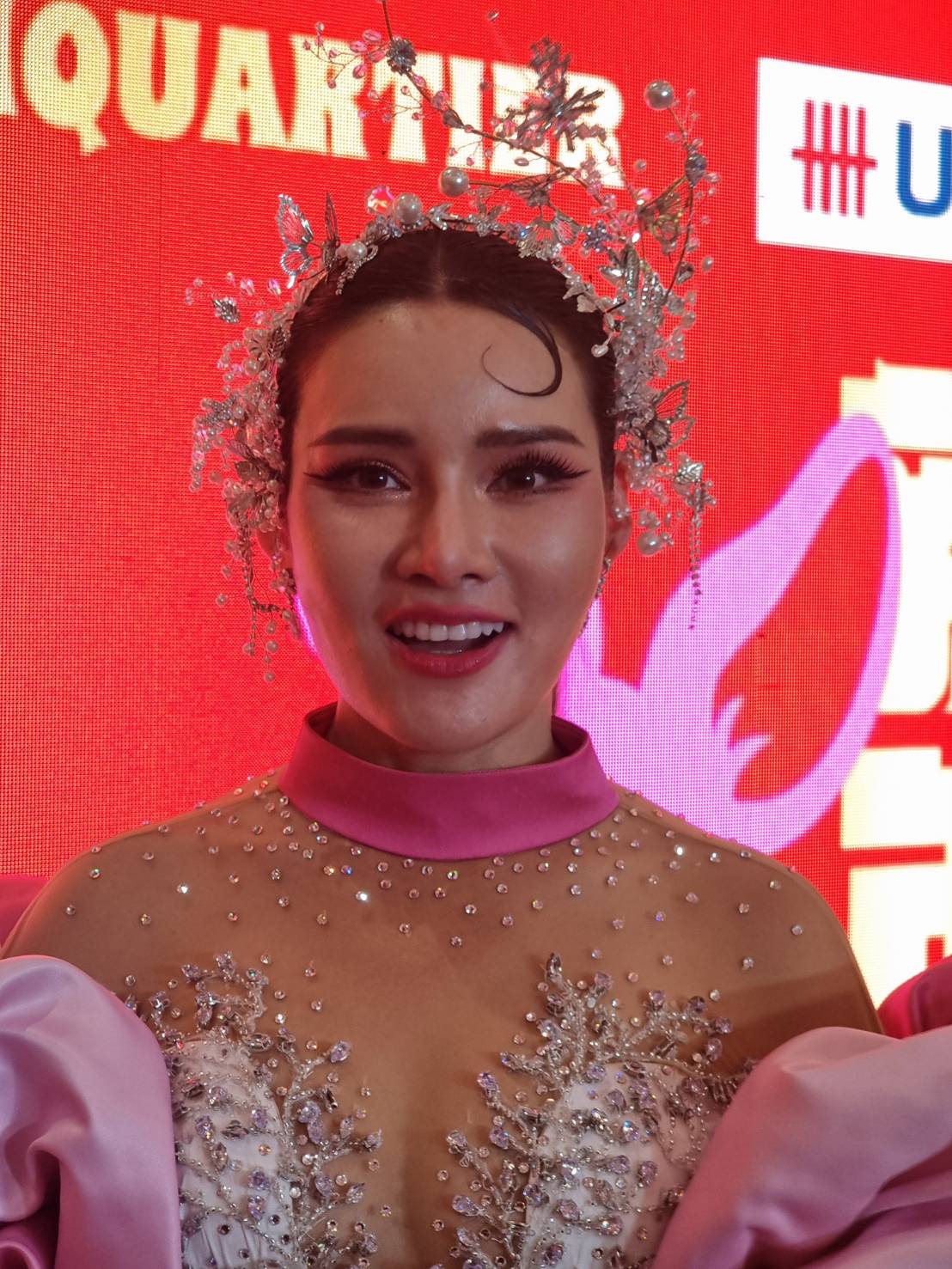 “หญิง รฐา” ยอมรับตกใจ หลัง “อ๊อฟ” โพสต์ว่าป่วยมีอาการซึมเศร้า!! 