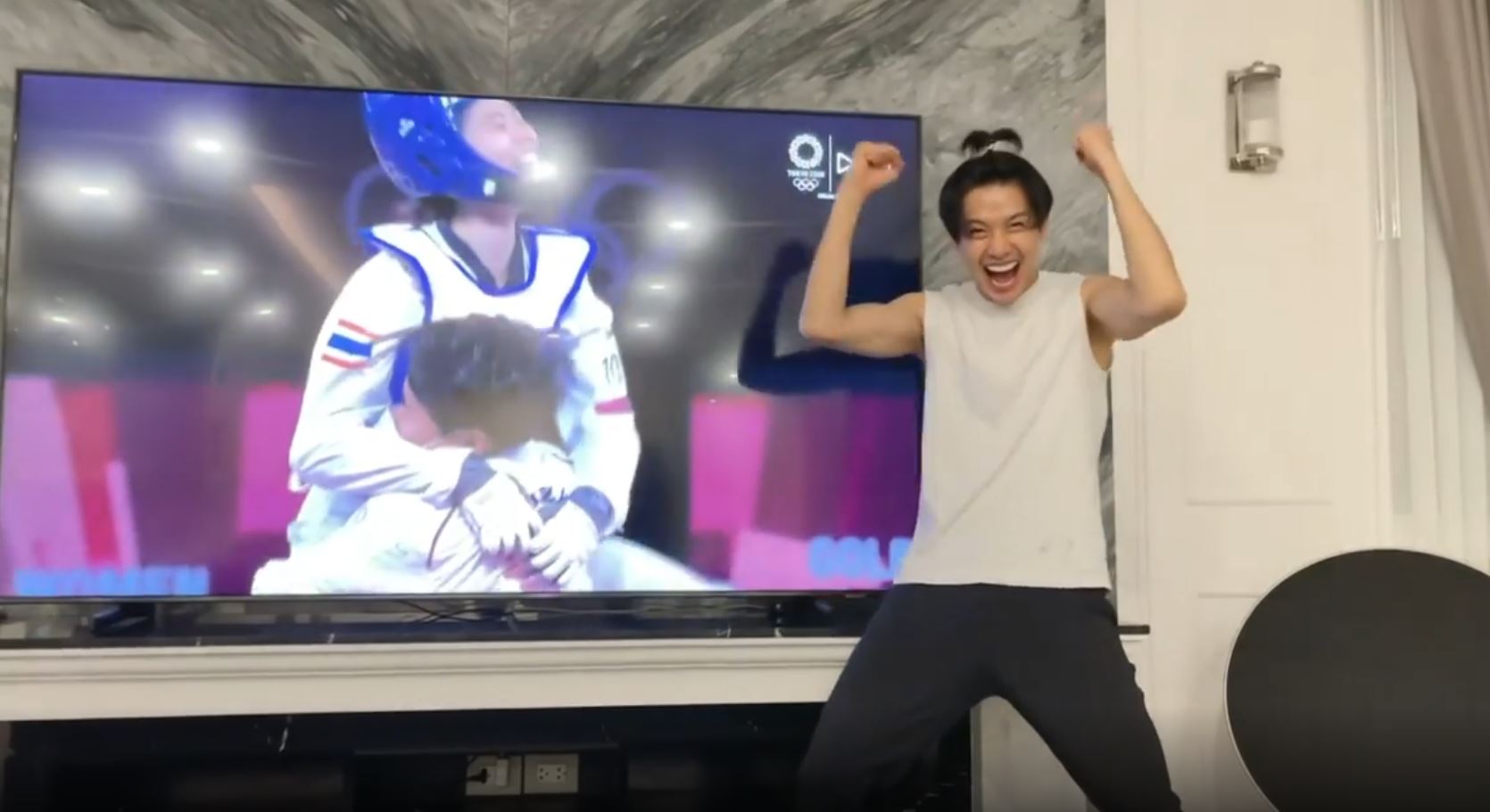 คนบันเทิง เกาะจอเชียร์ โอลิมปิก 2020 เฮลั่น!! รับเหรียญทองแรก