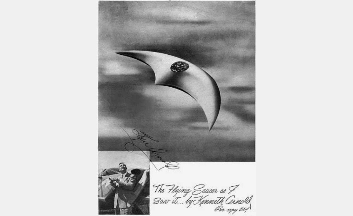 UFO คืออะไร ? ไขปริศนา จานบิน จากต่างดาว UFO คืออะไร ? ไขปริศนา จานบิน จากต่างดาว