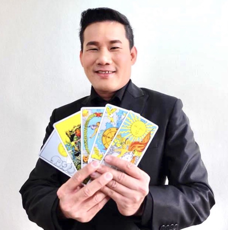 อ.มงคล พา เช็กดวง 12 ราศี เดือนตุลาคมนี้ใครปัง!! อ.มงคล พา เช็กดวง 12 ราศี เดือนตุลาคมนี้ใครปัง!!