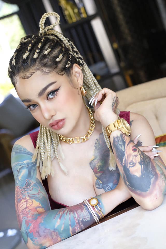 อย่านะคะ! พิมรี่พาย เผยทุ่มทุนเปิดค่ายเพลงร่วมกับ “กอล์ฟ ฟักกลิ้งฮีโร่” 