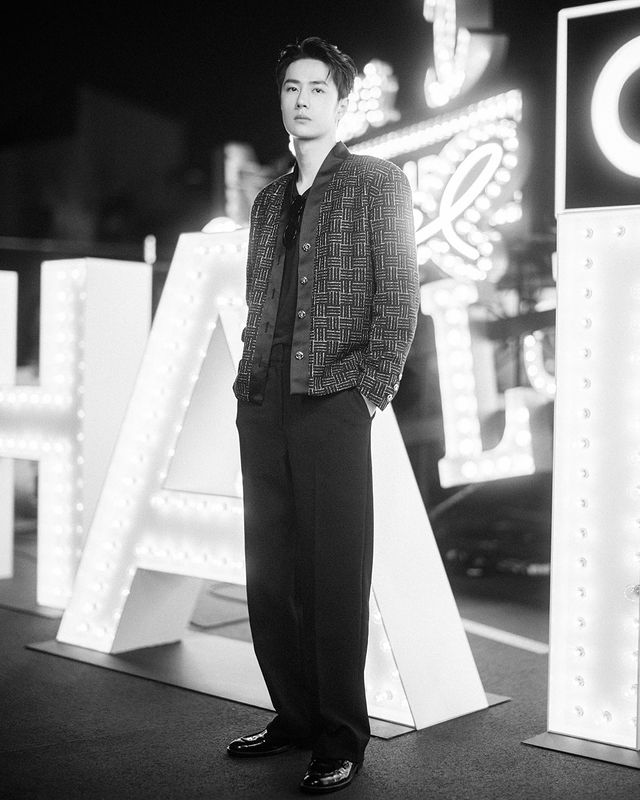 ฮอตเกินต้าน!! ‘หวังอี้ป๋อ’ พบ ‘จี-ดราก้อน’ ที่แอลเอ แถมมี ‘หลิน-ออกแบบ-บีบี’ ร่วมแจม ฮอตเกินต้าน!! ‘หวังอี้ป๋อ’ พบ ‘จี-ดราก้อน’ ที่แอลเอ แถมมี ‘หลิน-ออกแบบ-บีบี’ ร่วมแจม