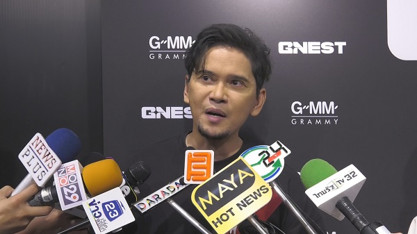 ไม่สนคนว่า “แมว จิรศักดิ์” ปลื้มศัลยกรรมแล้วหล่อ  (มีคลิป)