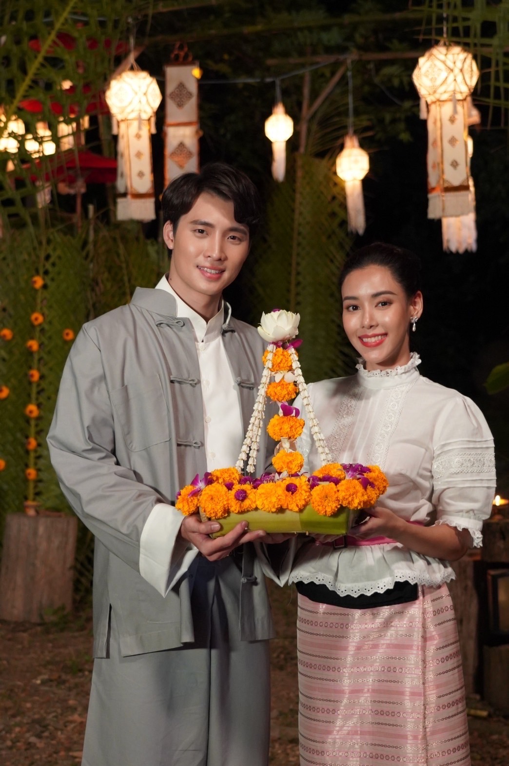 ภณ-ญดา-มีน-ตูน สืบสานประเพณีลอยกระทง