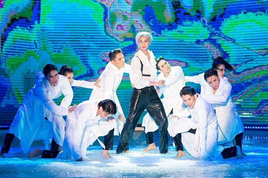 แฟนทั่วโลกสุดฟิน กลัฟ จัดเต็มคอนเสิร์ตออนไลน์ แฟนทั่วโลกสุดฟิน กลัฟ จัดเต็มคอนเสิร์ตออนไลน์