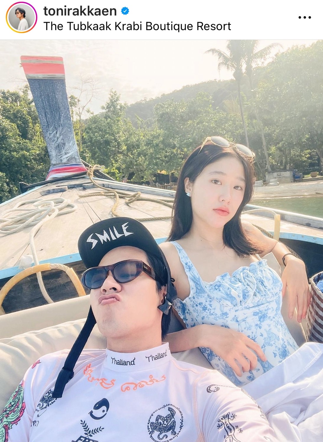 โทนี่ เฉลยแล้ว!! ใครถ่ายรูปให้ ระหว่างเที่ยวกับ แก้ว 2 คน