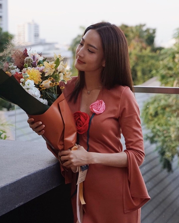  5 คำถามสุดเอ็กซ์คลูซีฟ  กับ แต้ว ณฐพร 