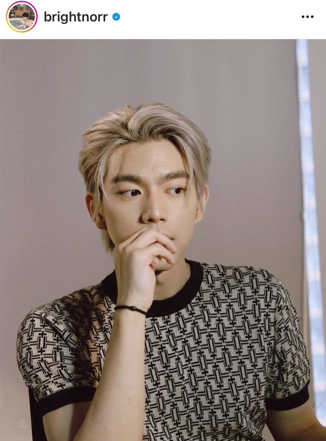 ไบร์ท นรภัทร ขอบคุณแฟนคลับที่ชื่นชอบในผลงาน รับ ส่องคอมเมนต์ตลอด      