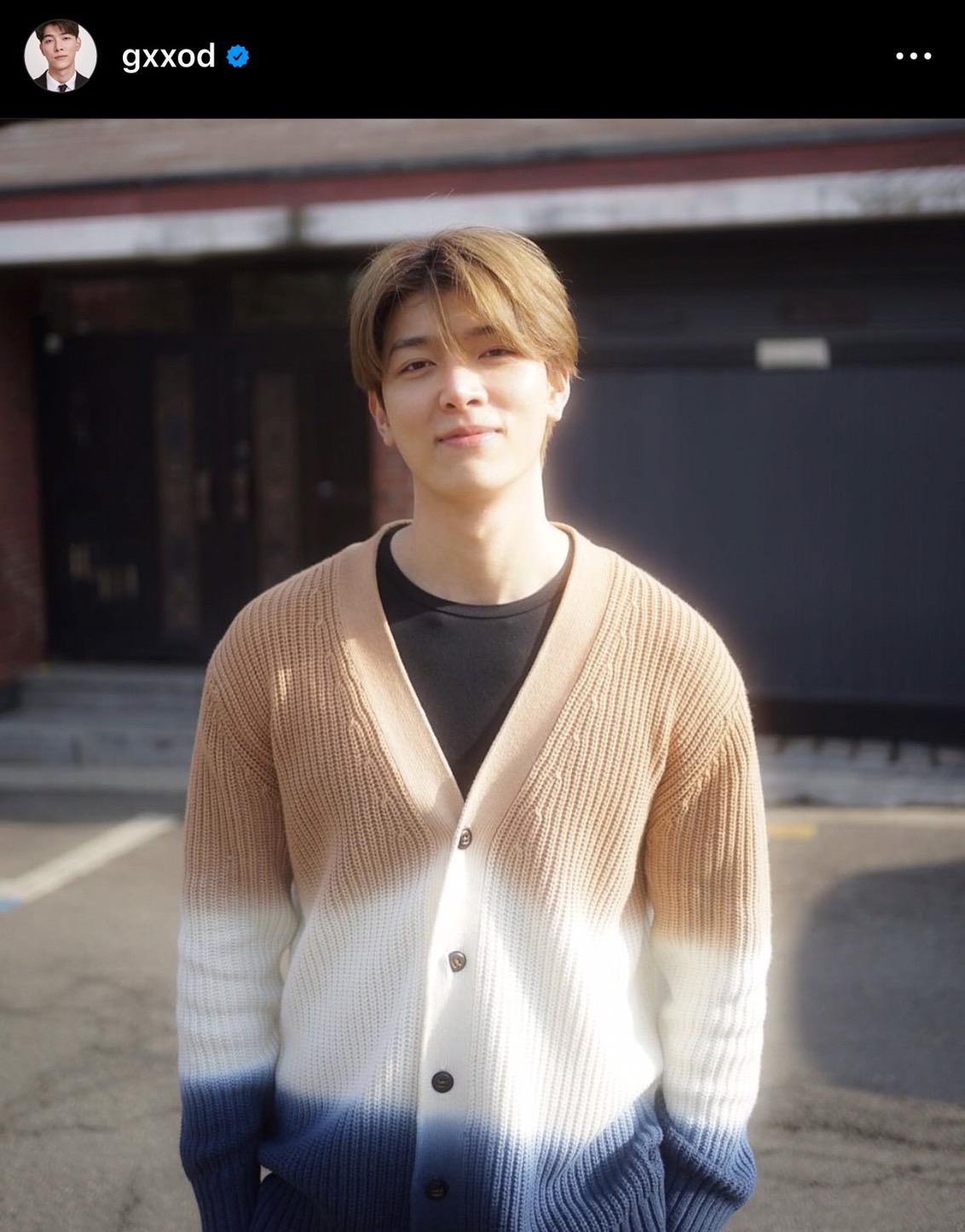 บัณฑิตป้ายเเดง ก็อต  อิทธิพัทธ์ เรียนจบแล้ว ใส่ชุดครุยหล่อตาเเตก 