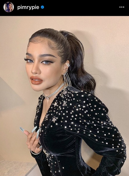 พิมรีพาย เปิดใจกับ วู้ดดี้ เล่าความภาคภูมิของความเป็นแม่ค้า และความลับ เป็นครั้งแรก!! พิมรีพาย เปิดใจกับ วู้ดดี้ เล่าความภาคภูมิของความเป็นแม่ค้า และความลับ เป็นครั้งแรก!!