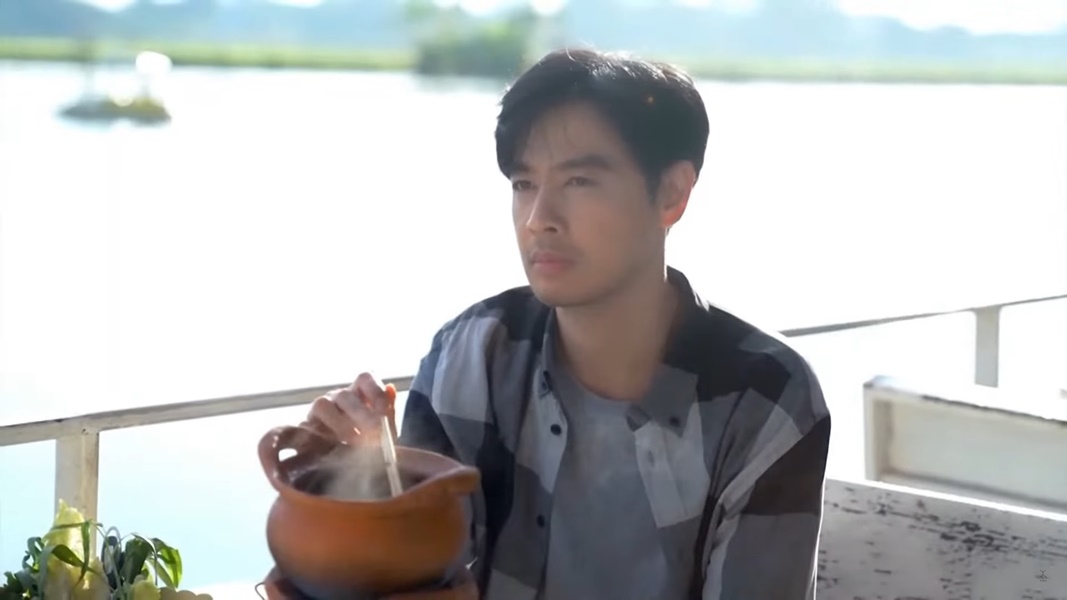  “ออย ธนา” ถ่ายทอดอารมณ์คนหัวใจสลาย  ผ่านเอ็มวีเพลงใหม่ ของ เจมส์ เรืองศักดิ์ 