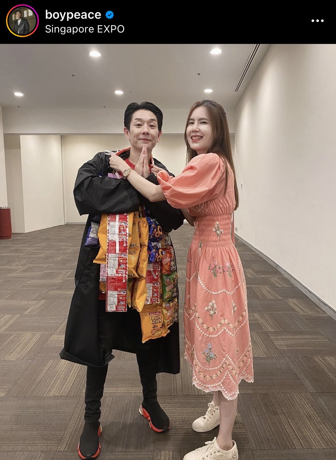 บอย พีชเมกเกอร์ แฉความโป๊ะของ เจี๊ยบ พิจิตรา เมื่อไปซื้อโทรศัพท์!!