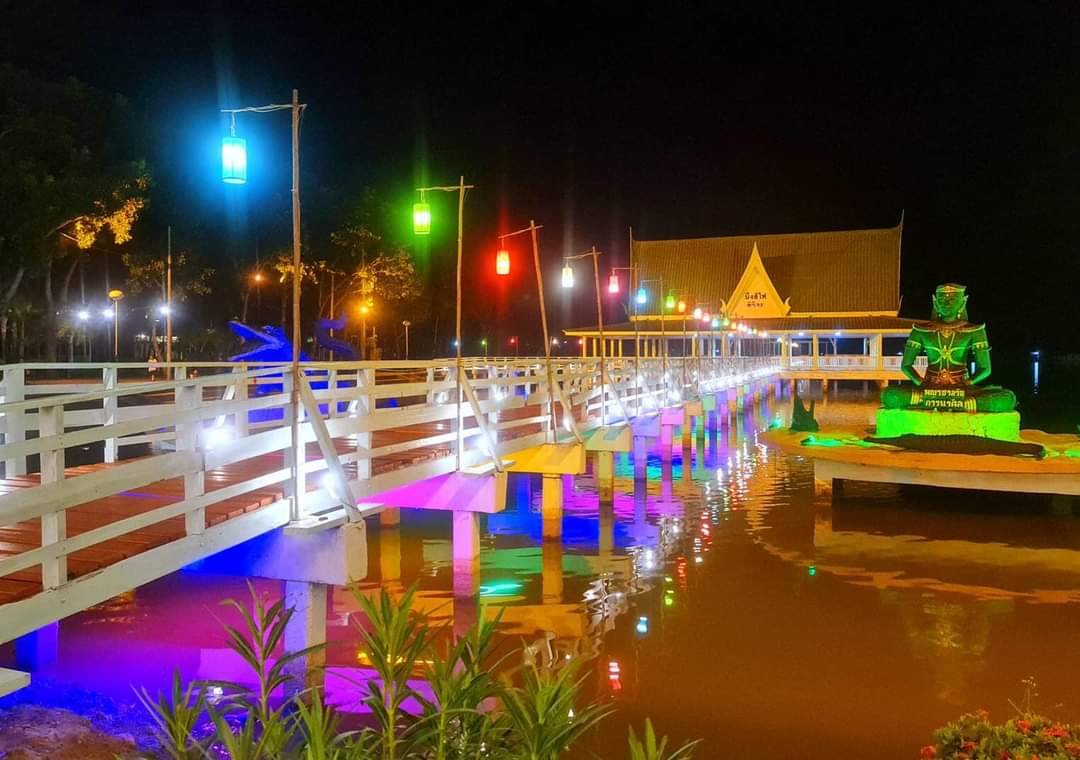 ลอยกระทง 2565 พิจิตรจัดใหญ่ เนรมิตบึงสีไฟ ภายใต้งาน ยลแสงจันทร์ คืนวันเพ็ญ ลอยกระทง 2565 พิจิตรจัดใหญ่ เนรมิตบึงสีไฟ ภายใต้งาน ยลแสงจันทร์ คืนวันเพ็ญ