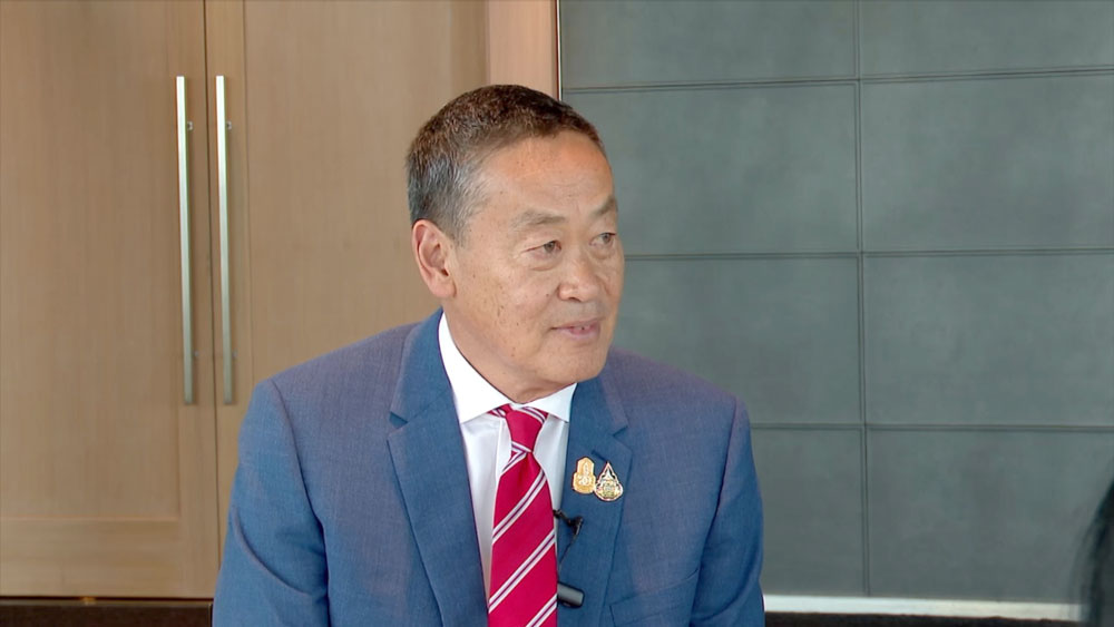 ศาล รธน.รับคำร้อง 40 สว. สะเทือนเก้าอี้ “ผู้นำประเทศ” ? ศาล รธน.รับคำร้อง 40 สว. สะเทือนเก้าอี้ “ผู้นำประเทศ” ?