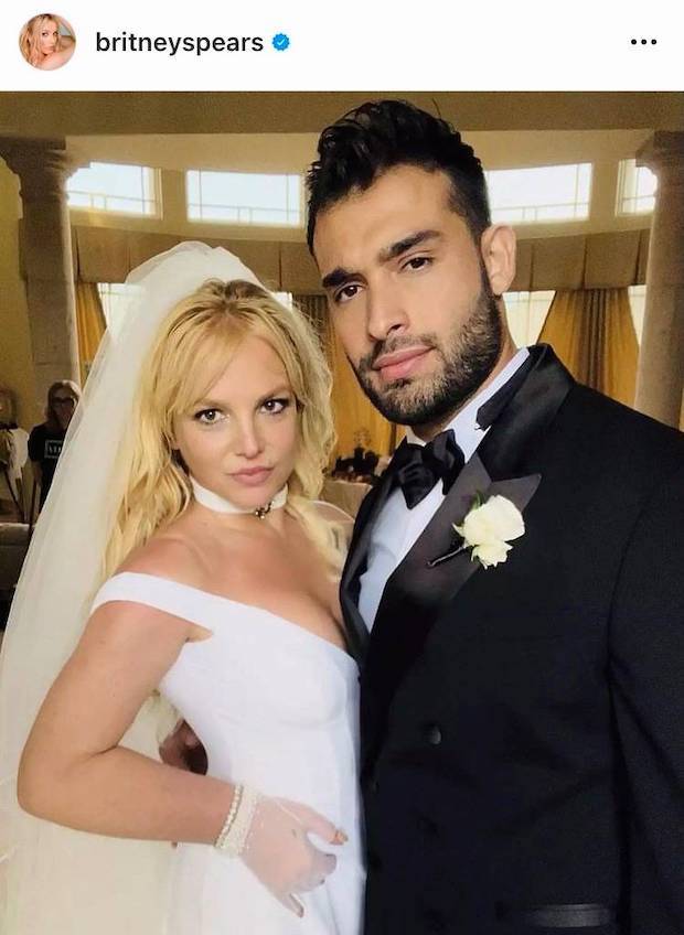 ‘บริทนีย์’ วิวาห์รอบ3!! กับเจ้าบ่าวรุ่นน้อง ‘มาดอนน่า’ นำทัพคนดังร่วมยินดี (มีคลิป)