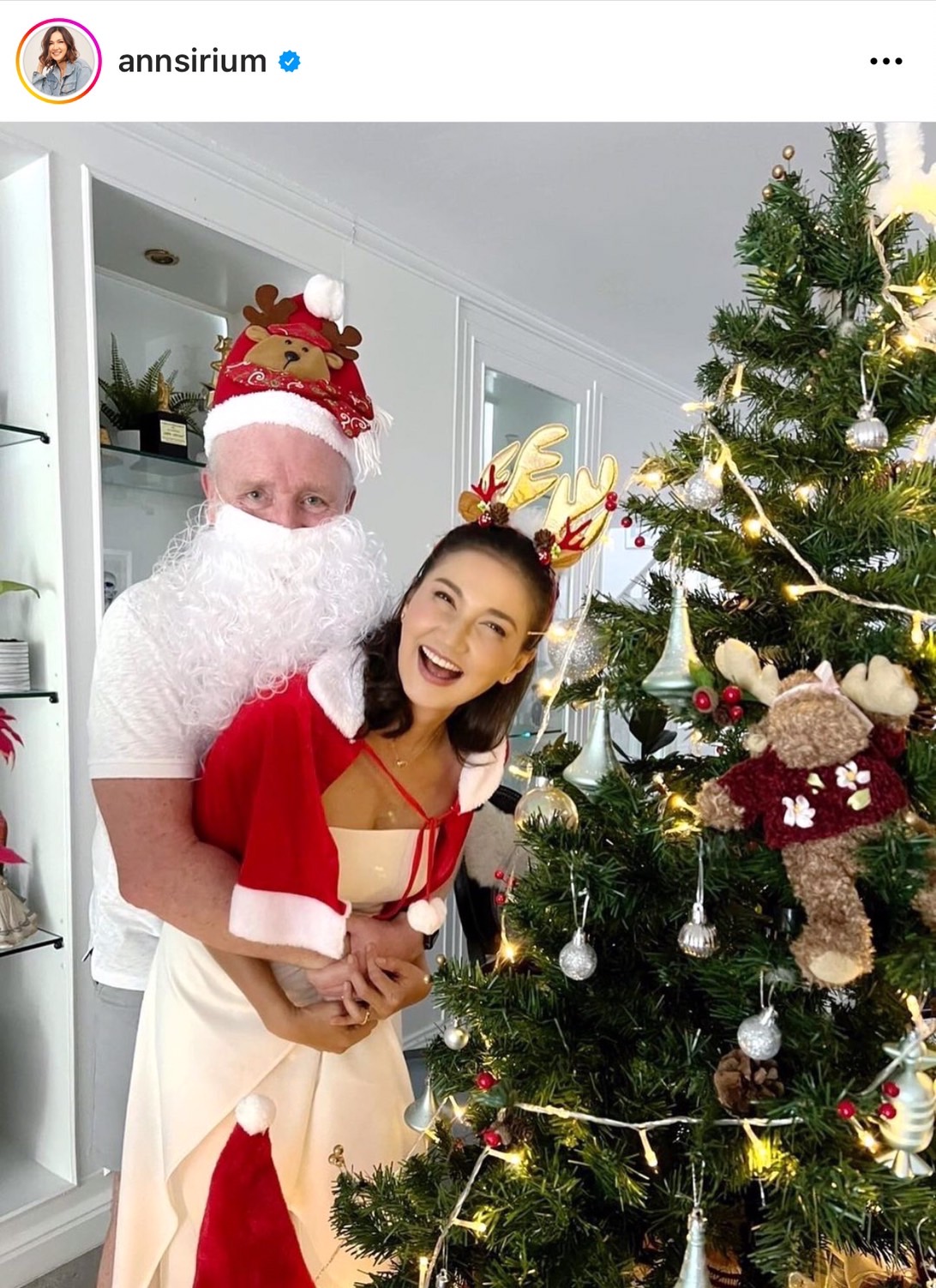 แอน สิเรียม ห่วงสามีเตรียมผ่าตัดใหญ่ หมอนรองกระดูกมีปัญหา เขิน หลายคนชมสวยแซ่บ แอน สิเรียม ห่วงสามีเตรียมผ่าตัดใหญ่ หมอนรองกระดูกมีปัญหา เขิน หลายคนชมสวยแซ่บ