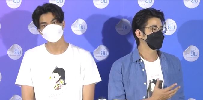 มาริโอ้-กลัฟ ชวนแฟนคลับส่งต่อรอยยิ้มผ่านโครงการ อยู่เพื่อยิ้ม ด้าน True ร่วมสนับสนุน