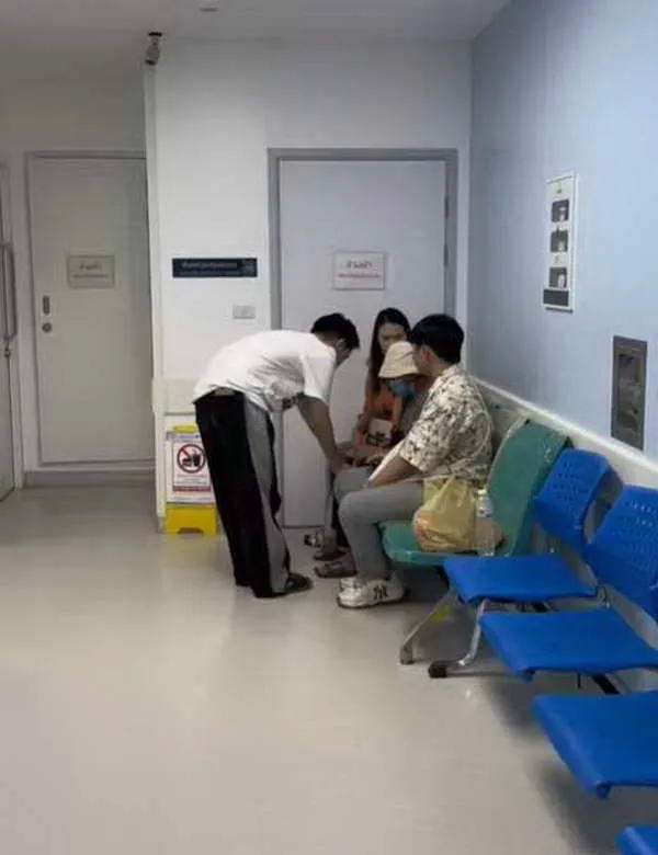 บิ๊ก ธิติวุฒิ แจ้งข่าวเศร้า น้องวิท แดนเซอร์ในค่ายที่ขับรถชนสิบล้อพ่วง เสียชีวิตแล้ว บิ๊ก ธิติวุฒิ แจ้งข่าวเศร้า น้องวิท แดนเซอร์ในค่ายที่ขับรถชนสิบล้อพ่วง เสียชีวิตแล้ว