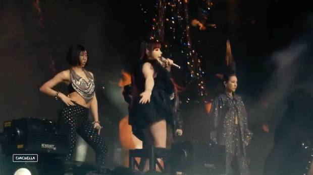 สุดเซอร์ไพรส์!! ‘ซีแอล’ พาวง 2NE1 รียูเนียนบนเวที Coachella (มีคลิป) สุดเซอร์ไพรส์!! ‘ซีแอล’ พาวง 2NE1 รียูเนียนบนเวที Coachella (มีคลิป)