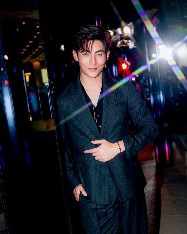 “โอห์ม ฐิติวัฒน์” ขออุบโปรเจกต์คู่ “ฟลุ้ค ณธัช” ด้านแฟนคลับรอลุ้น (มีคลิป)