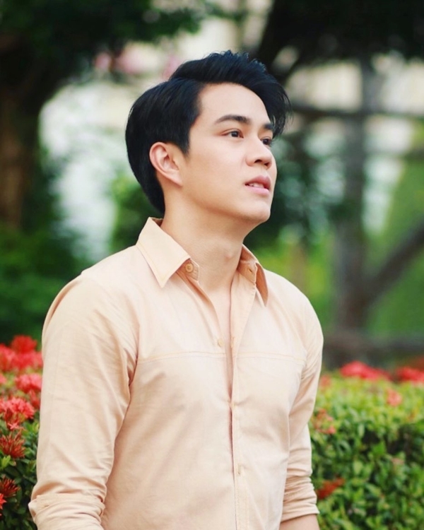 ไต้ผุ่น ตากเพชร แจ้งความชาวเน็ตก่อกวนไม่หยุด!! ไต้ผุ่น ตากเพชร แจ้งความชาวเน็ตก่อกวนไม่หยุด!!