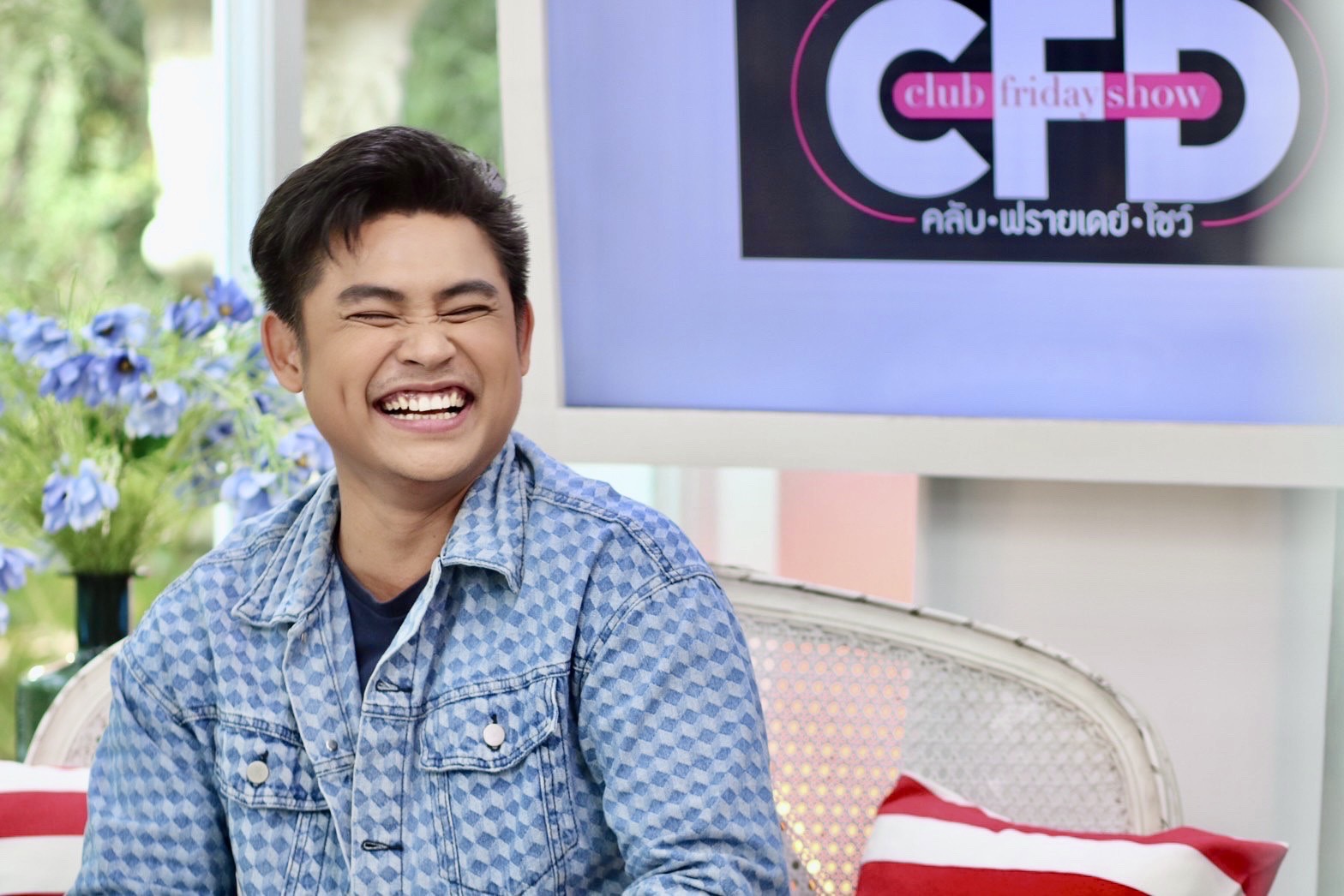 ฟลุ๊ค ไอน้ำ เปิดใจผ่านรายการดัง ยอมรับสมัยเป็นซุปตาร์มีหลงระเริงบ้าง ฟลุ๊ค ไอน้ำ เปิดใจผ่านรายการดัง ยอมรับสมัยเป็นซุปตาร์มีหลงระเริงบ้าง