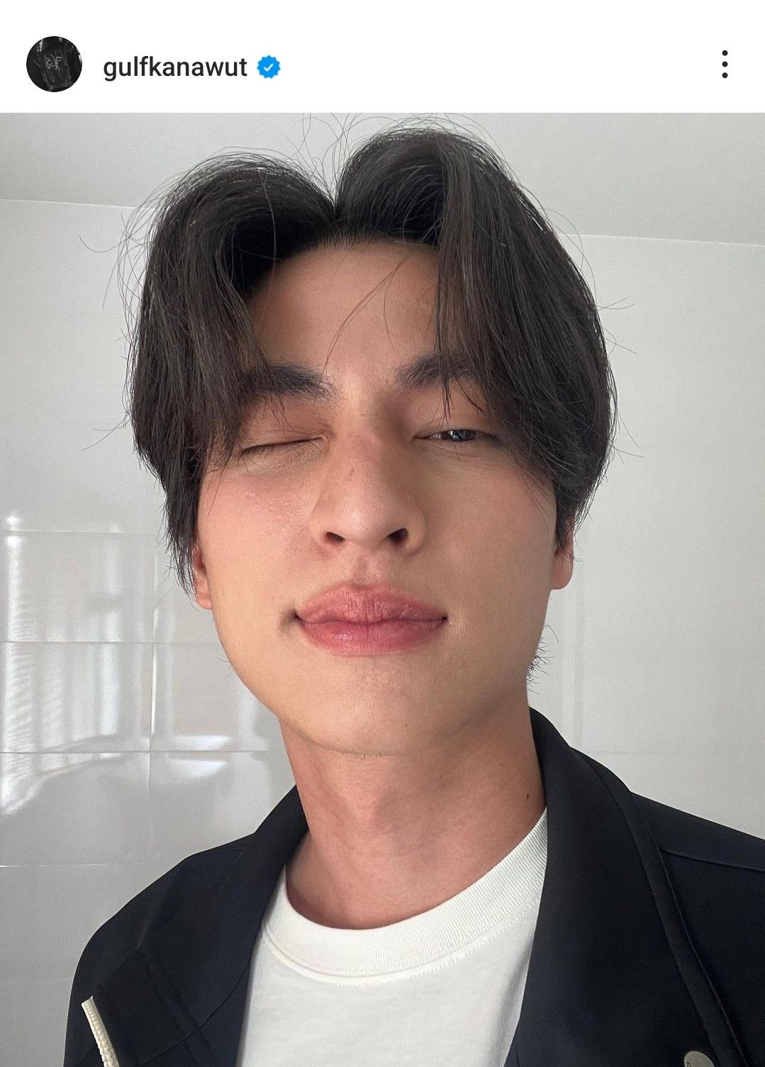 ทีมแม่มารวมกันตรงนี้ กลัฟ คณาวุฒิ อวยพรแฟนคลับเนื่องในวันแม่ 