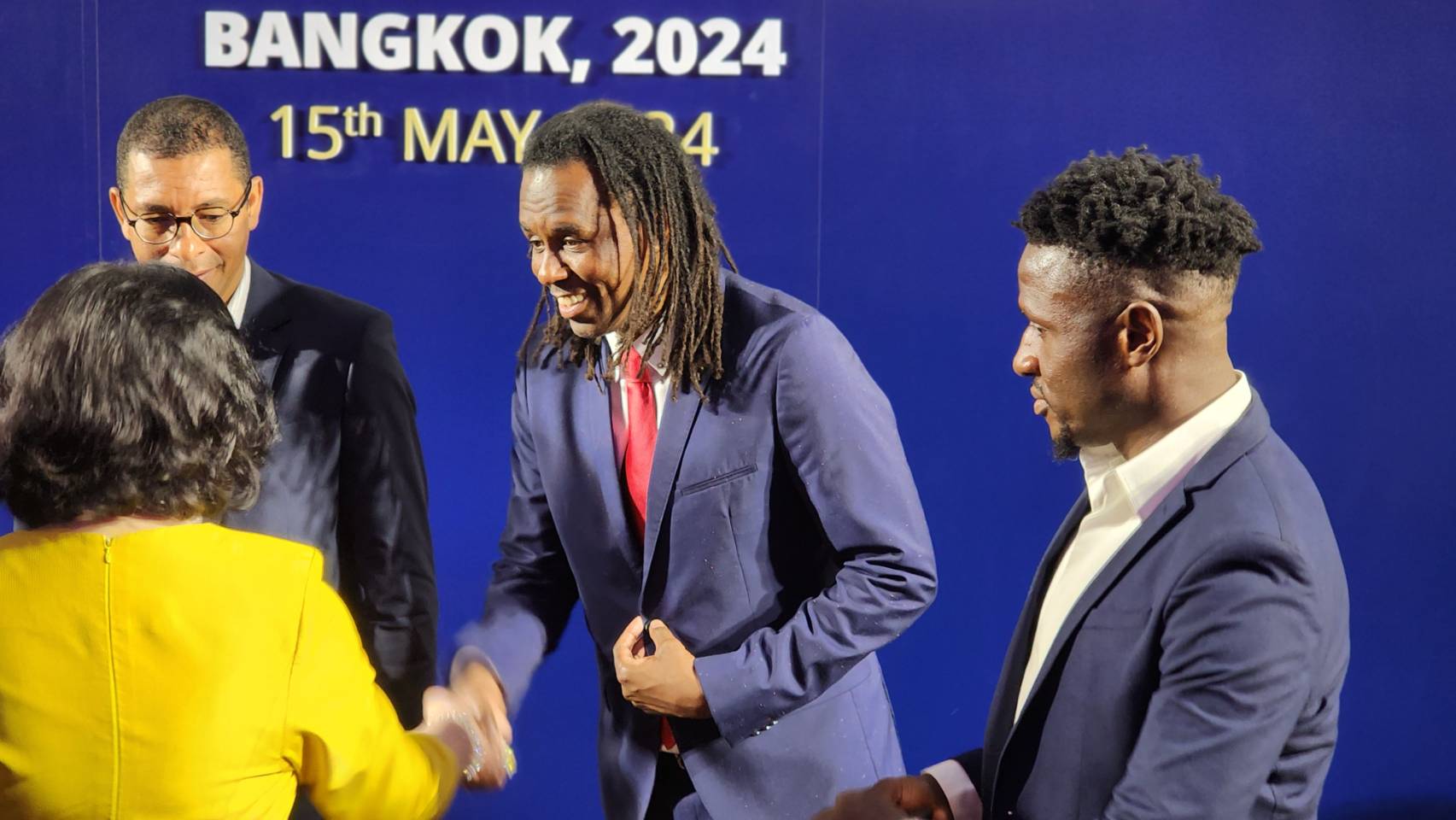 นายกฯ เปิดทำเนียบต้อนรับคณะผู้บริหารจาก FIFA อดีตดาวเตะระดับโลกร่วมงานเพียบ