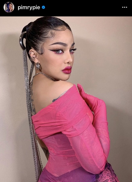 พิมรีพาย เปิดใจกับ วู้ดดี้ เล่าความภาคภูมิของความเป็นแม่ค้า และความลับ เป็นครั้งแรก!! พิมรีพาย เปิดใจกับ วู้ดดี้ เล่าความภาคภูมิของความเป็นแม่ค้า และความลับ เป็นครั้งแรก!!