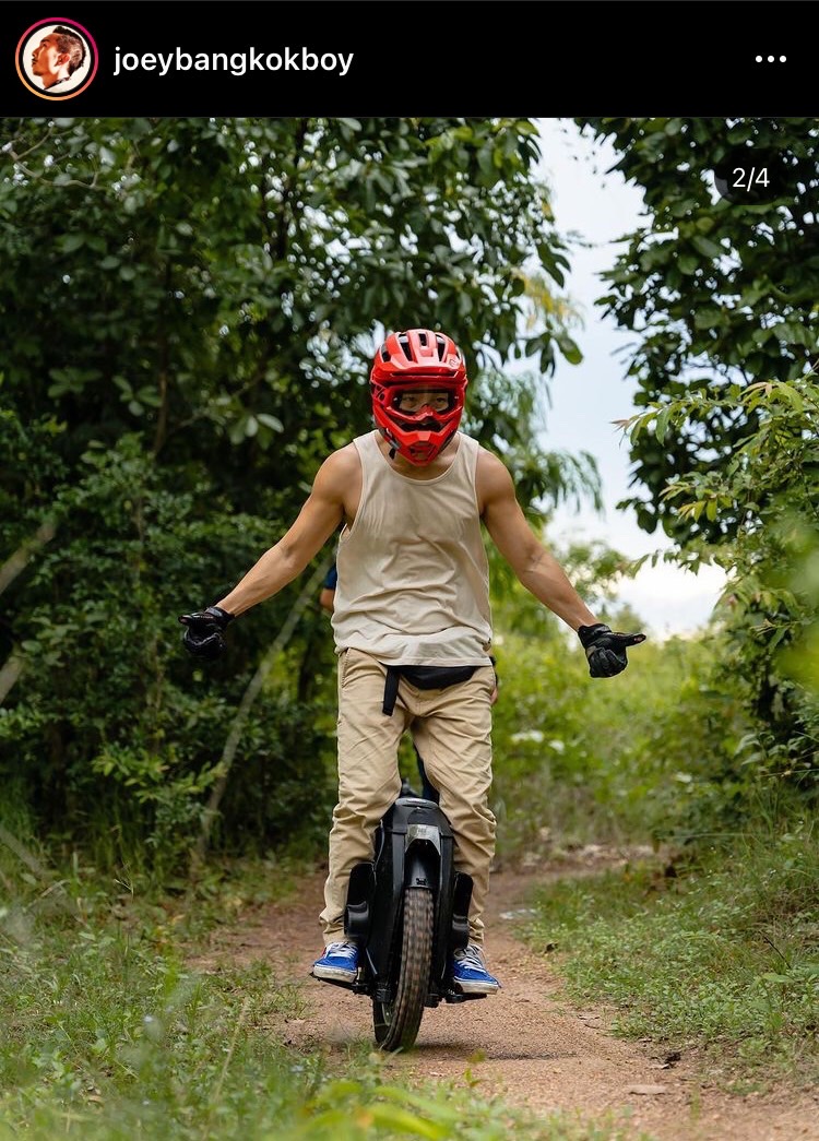 ไปให้สุด! โจอี้ บอย เข้าร่วมแข่งขันล้อเดียวไฟฟ้าครั้งแรกในชีวิต ไปให้สุด! โจอี้ บอย เข้าร่วมแข่งขันล้อเดียวไฟฟ้าครั้งแรกในชีวิต