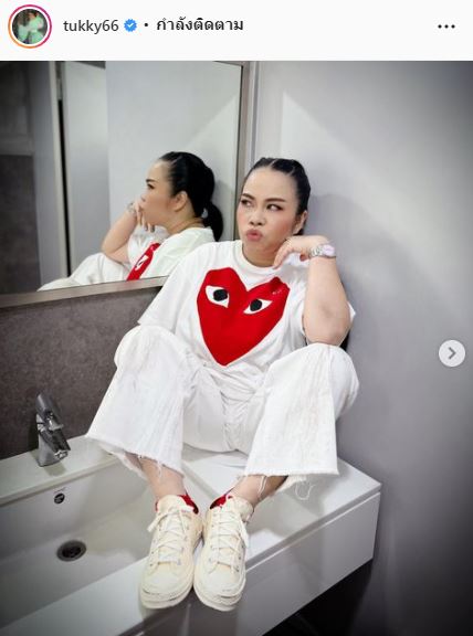 ตุ๊กกี้ สุดารัตน์ ยอมรับมีภาวะเครียดสูงต้องกินยาตลอด พร้อมขอโทษถ้าเคยทำอะไรไม่ดี ตุ๊กกี้ สุดารัตน์ ยอมรับมีภาวะเครียดสูงต้องกินยาตลอด พร้อมขอโทษถ้าเคยทำอะไรไม่ดี