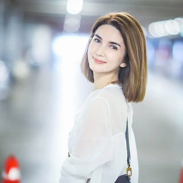 “โบว์ แวนด้า” เดือดตัดผม ไม่ได้ตัดขาด (มีคลิป) “โบว์ แวนด้า” เดือดตัดผม ไม่ได้ตัดขาด (มีคลิป)