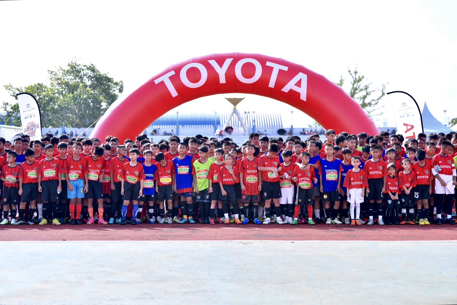 'โตโยต้าจูเนียร์ฟุตบอลคลินิก' สนาม6 จ.ชลบุรี ได้เยาวชนเข้าฝึกฟุตบอลเพิ่มเติม
