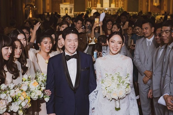 น้ำชา ชีรณัฐ แพลน มีลูกก่อนอายุ35 (มีคลิป) น้ำชา ชีรณัฐ แพลน มีลูกก่อนอายุ35 (มีคลิป)