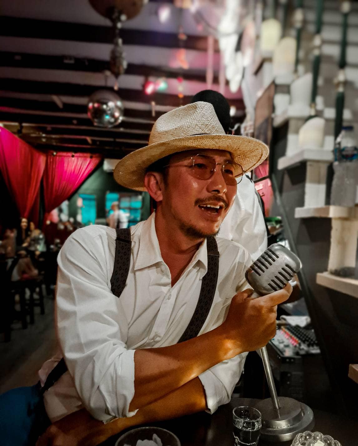 เหล่าคนดังตกใจ!! ยอดติดตามเฟซบุ๊กลดวูบ เหลือแค่หลักพัน เหล่าคนดังตกใจ!! ยอดติดตามเฟซบุ๊กลดวูบ เหลือแค่หลักพัน