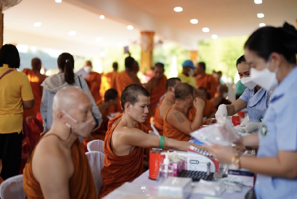 แพทย์อาสาเฉลิมพระเกียรติฯ สำเร็จตามเป้า ให้บริการประชาชน-พระสงฆ์กว่า 30,000 ราย แพทย์อาสาเฉลิมพระเกียรติฯ สำเร็จตามเป้า ให้บริการประชาชน-พระสงฆ์กว่า 30,000 ราย