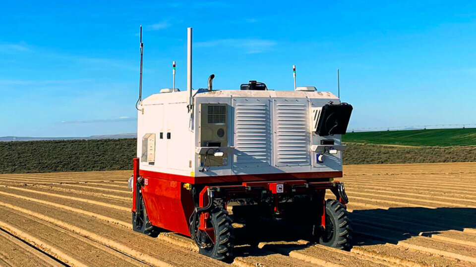 หุ่นยนต์ทำฟาร์ม The Laserweeder ใช้เลเซอร์ฆ่าวัชพืช 200,000 ต้นต่อชั่วโมง