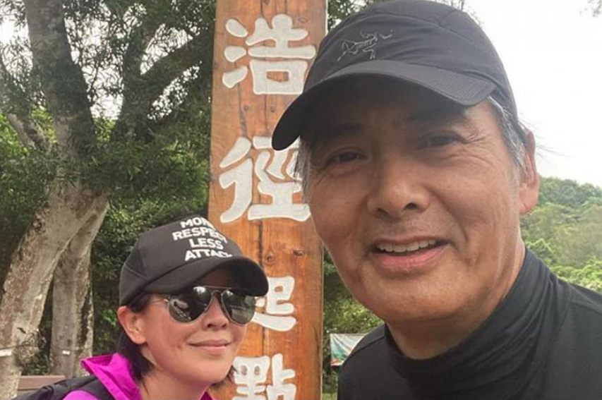 ฟิตไม่ไหว!! ‘โจวเหวินฟะ’ วัย 67 ปี ลงแข่งวิ่งครอสคันทรี 10 กิโลเมตรสุดชิล