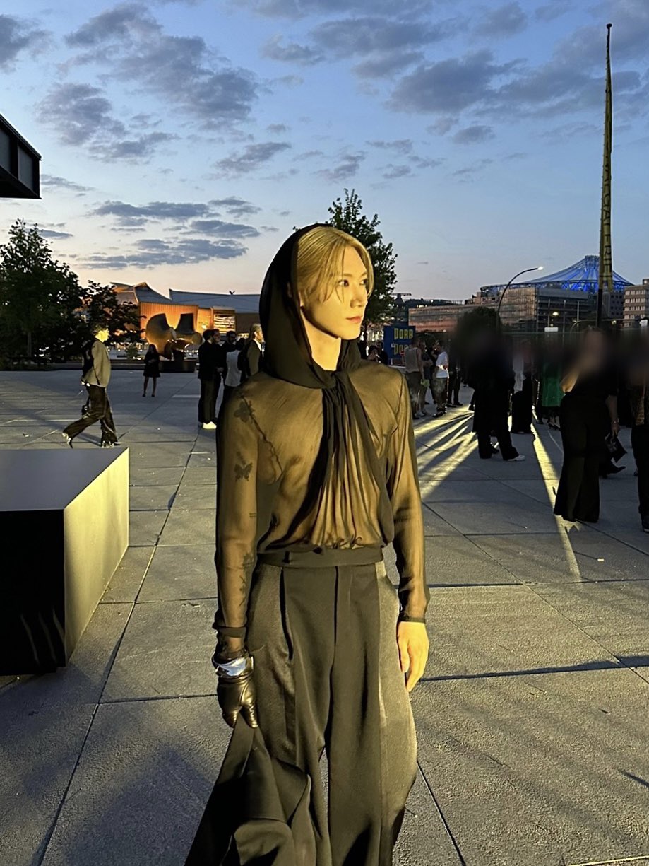 ฮอตทะลุล้านทวีต!! 'เตนล์ ชิตพล’ เซ็กซี่ซีทรูร่วมชมแฟชั่นโชว์ที่เบอร์ลินกับ 'มาร์ค ต้วน - คิตตี้ ชิชา' ฮอตทะลุล้านทวีต!! 'เตนล์ ชิตพล’ เซ็กซี่ซีทรูร่วมชมแฟชั่นโชว์ที่เบอร์ลินกับ 'มาร์ค ต้วน - คิตตี้ ชิชา'