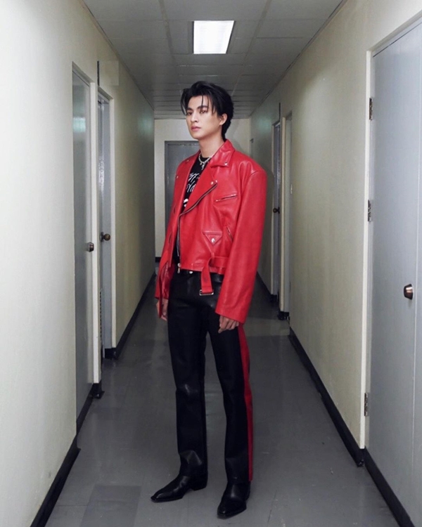 กลัฟ คณาวุฒิ ตื่นเต้นเล่นละครประกบนางเอกรุ่นพี่ เจนี่ กลัฟ คณาวุฒิ ตื่นเต้นเล่นละครประกบนางเอกรุ่นพี่ เจนี่