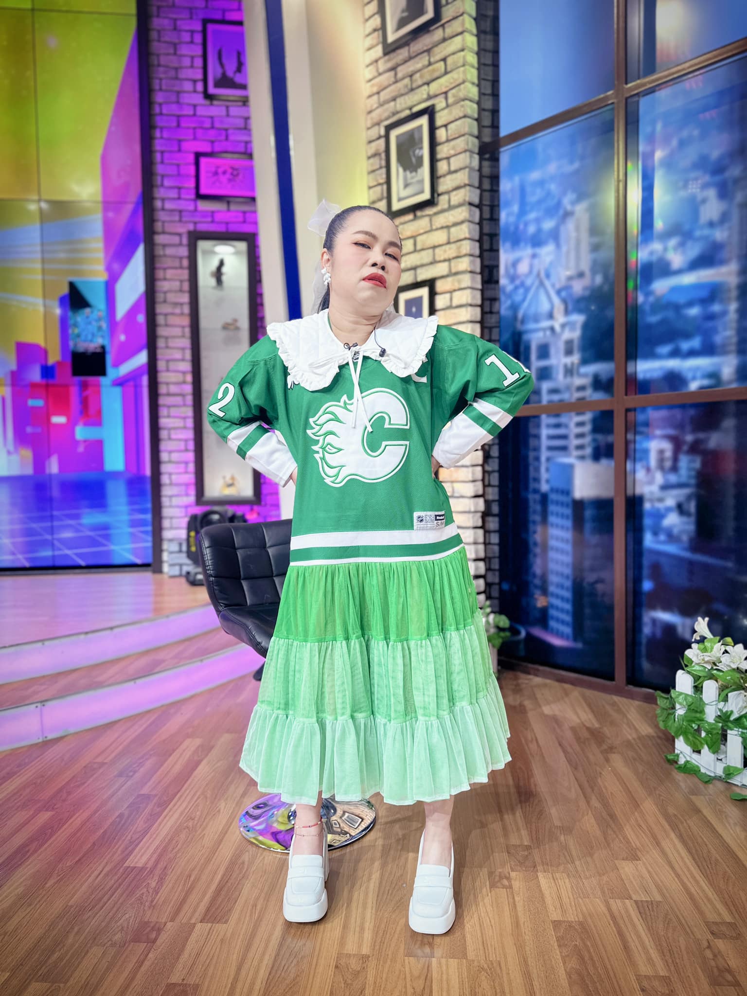 ตุ๊กกี้ เดือด! ถามหามารยาท หลังยูทูบเบอร์บุกบ้านสัมภาษณ์พ่อ ที่ต่างจังหวัด